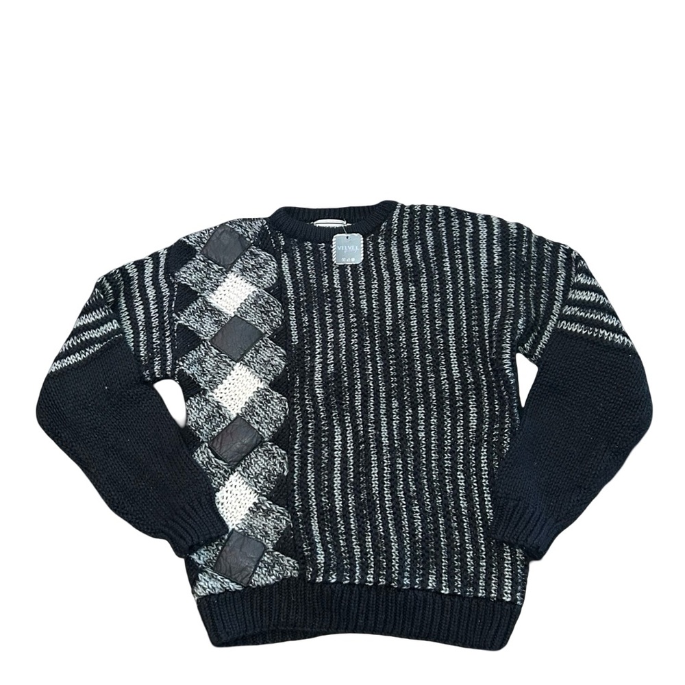 Men's Classic Black and White Crewneck Sweater